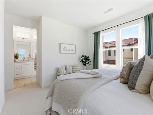 600  Shadowbrook  , Lake Forest, CA