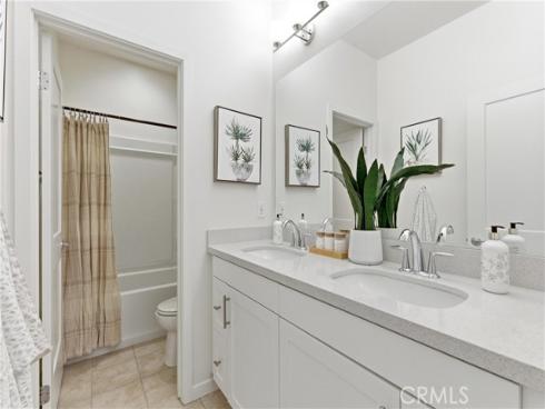 600  Shadowbrook  , Lake Forest, CA