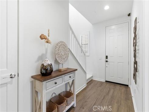 600  Shadowbrook  , Lake Forest, CA