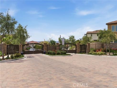 600  Shadowbrook  , Lake Forest, CA