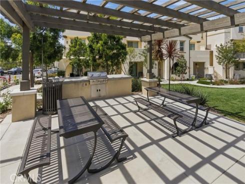 600  Shadowbrook  , Lake Forest, CA