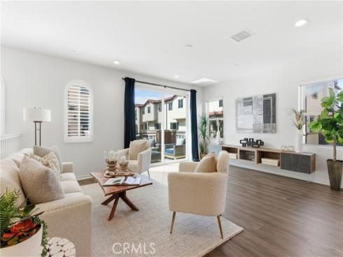 600  Shadowbrook  , Lake Forest, CA