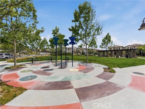 600  Shadowbrook  , Lake Forest, CA