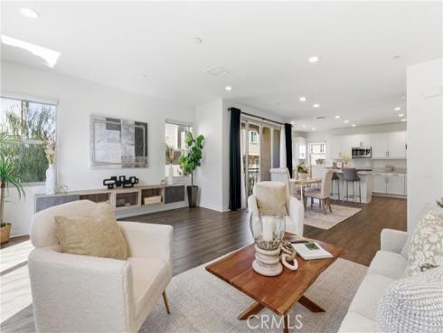 600  Shadowbrook  , Lake Forest, CA