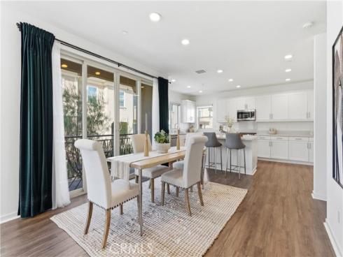 600  Shadowbrook  , Lake Forest, CA