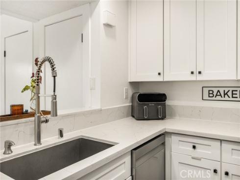 25761  Le Parc  105 , Lake Forest, CA