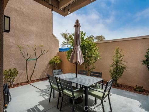 25761  Le Parc  105 , Lake Forest, CA