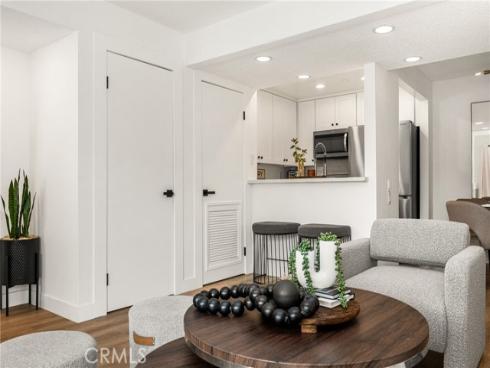 25761  Le Parc  105 , Lake Forest, CA