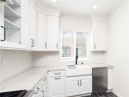 609  Shadowbrook  , Lake Forest, CA