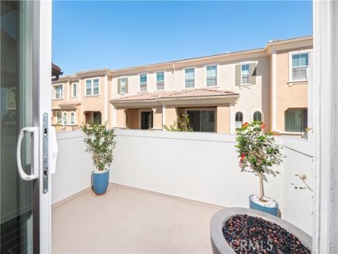 609  Shadowbrook  , Lake Forest, CA