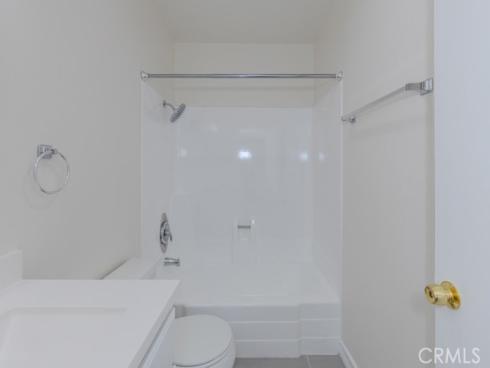 23222  Orange  4 , Lake Forest, CA