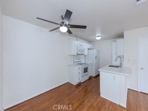 23222  Orange  4 , Lake Forest, CA