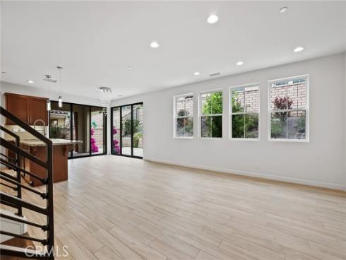 35  Lantana  , Lake Forest, CA