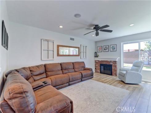 22825  Rumble  , Lake Forest, CA