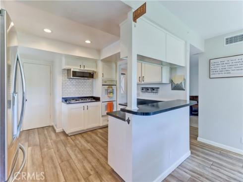 22825  Rumble  , Lake Forest, CA