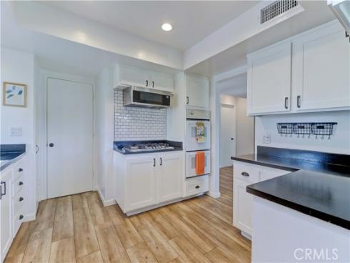 22825  Rumble  , Lake Forest, CA