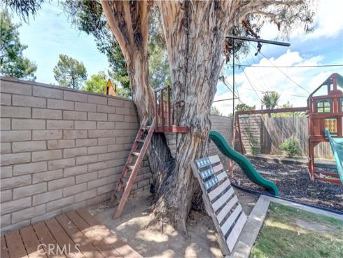 22825  Rumble  , Lake Forest, CA