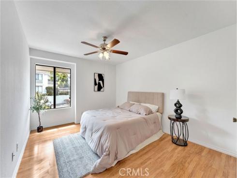 22198  Cedar Pointe  1F , Lake Forest, CA