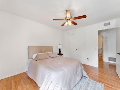 22198  Cedar Pointe  1F , Lake Forest, CA