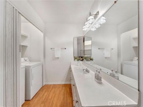 22198  Cedar Pointe  1F , Lake Forest, CA