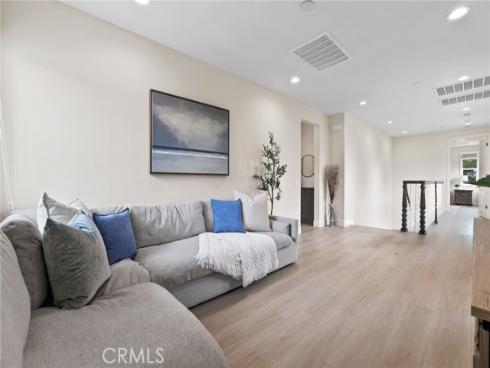 30  Cooper  , Lake Forest, CA