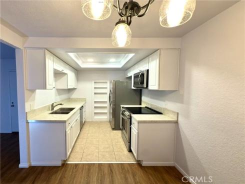 20702  El Toro  243  Road, Lake Forest, CA