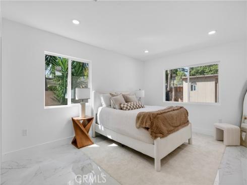 24541  Penfield  , Lake Forest, CA