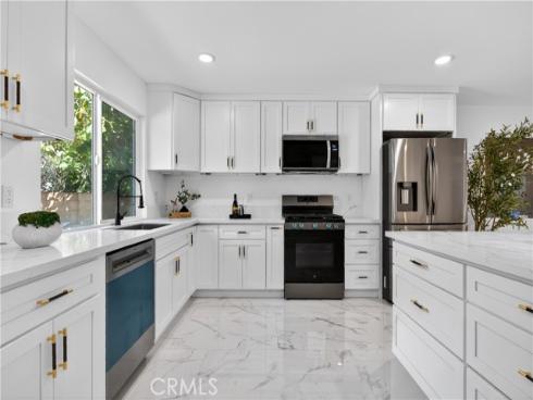 24541  Penfield  , Lake Forest, CA