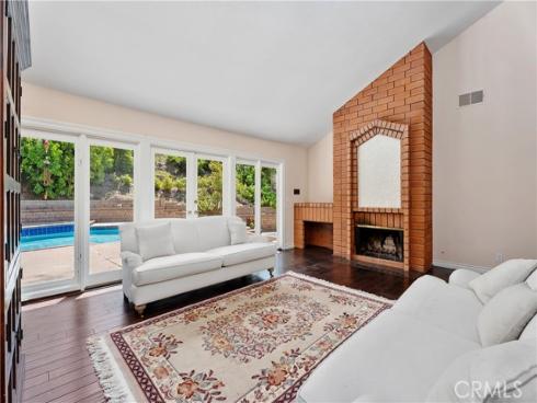 21732  Exton  , Lake Forest, CA