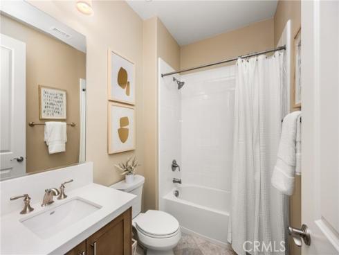 33  Sorrel  , Lake Forest, CA