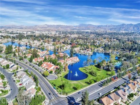 24142 Minnetonka Lane, Lake Forest, CA