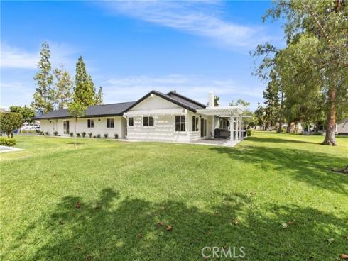 24142 Minnetonka Lane, Lake Forest, CA