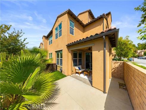 65 Finch , Lake Forest, CA