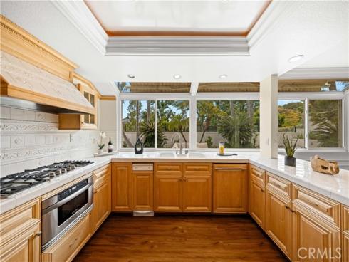 26822  Sommerset  , Lake Forest, CA