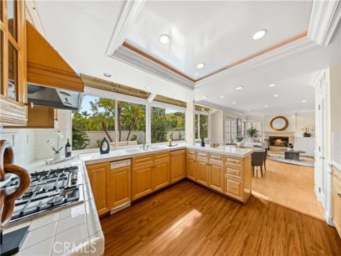 26822  Sommerset  , Lake Forest, CA