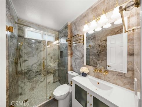 26822  Sommerset  , Lake Forest, CA