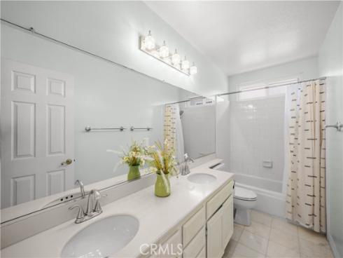 26822  Sommerset  , Lake Forest, CA