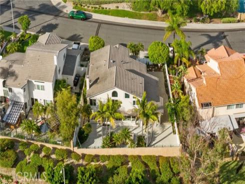 26822  Sommerset  , Lake Forest, CA