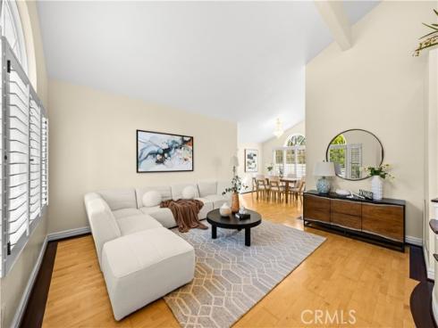 26822  Sommerset  , Lake Forest, CA