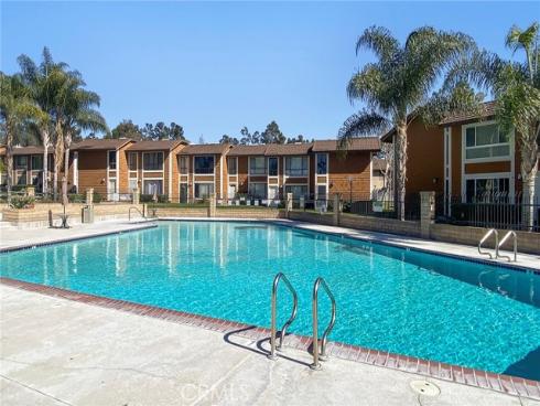 25885  Trabuco  169  Road, Lake Forest, CA