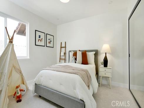 25031  Calle Arenal  , Lake Forest, CA