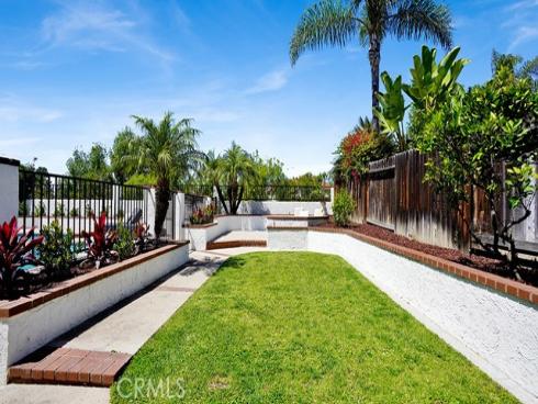 25031  Calle Arenal  , Lake Forest, CA