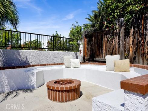 25031  Calle Arenal  , Lake Forest, CA