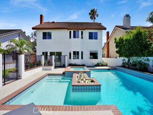 25031  Calle Arenal  , Lake Forest, CA