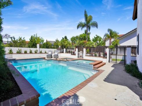 25031  Calle Arenal  , Lake Forest, CA