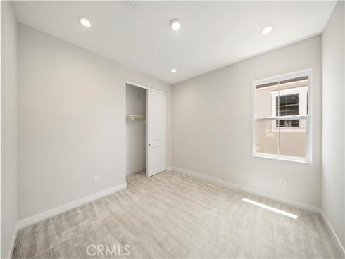 220  Edna Pkwy  , Lake Forest, CA