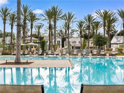 220  Edna Pkwy  , Lake Forest, CA