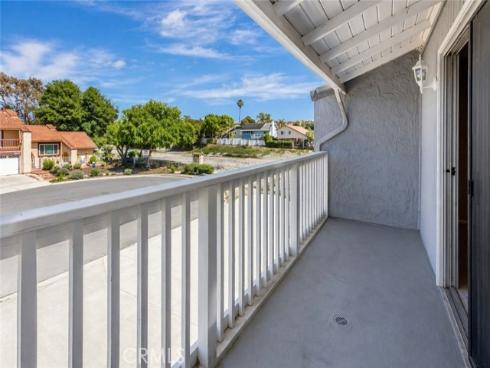 25452  Esrose   Court, Lake Forest, CA