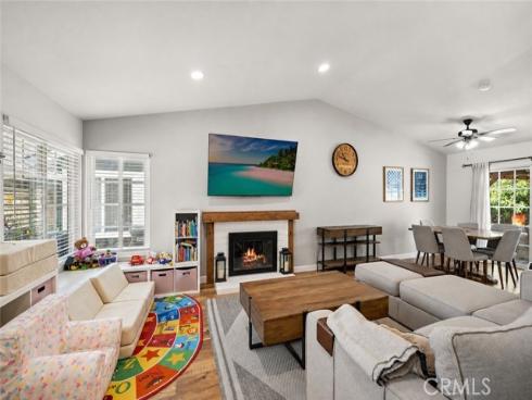 21155 Larchmont , Lake Forest, CA