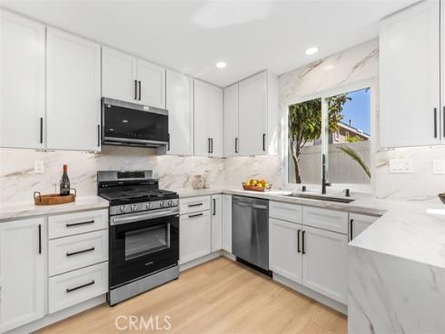 5 Chatri Circle, Lake Forest, CA
